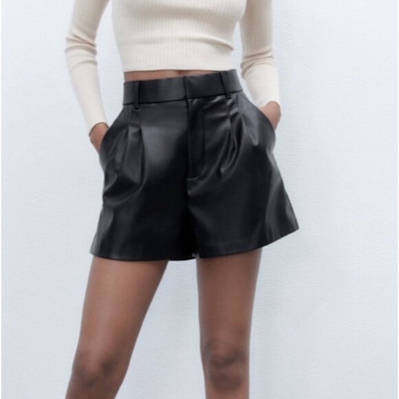 ZARA Women’s High-waisted Black Faux Leather Shorts Size XL NWOT Stretchy - Picture 1 of 11